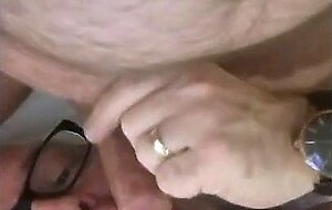 Amateur Daddy Bear Blowjob in Hotel