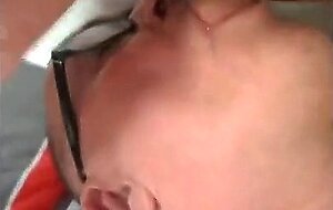 Amateur Daddy Bear Blowjob in Hotel