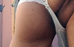 Crossdresser Twerking Outside