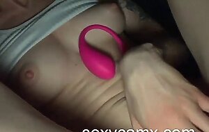Hot brunette slut takes hard anal pounding in the car live at sexycamx
