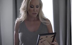 A housewife scorned, Valentina Nappi, Brandi Love