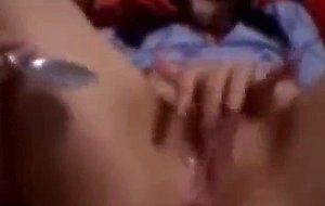 Sweet throbbing teen pussy dripping honey cum