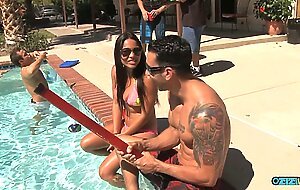 Mesmerizing blonde milf has fun with a shy dreamboat at the pool party