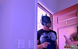 Kinky MILF Sofie Marie Gives Amazing Blowjob To Lucky Guy