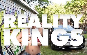 Reality Kings - Bubble butt ebony Anne Amari craves some white dick