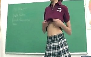 Hot brunett schoolgirl gets eaten out and fucked