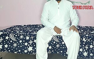 Everbest indian wife fucked by father in law with clear hindi voice