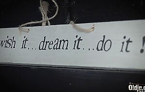  Teen Puts Big Cock in Mouth and Sucks it Cum Dry