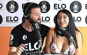 Verito Aguas goes through the spicy room in Mexico City