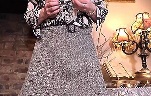 Aunt Judy's - 58yo Redhead Amateur GILF Mrs. Kugar in PANTYHOSE
