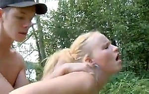 Teen chick outdoor 3some fuck