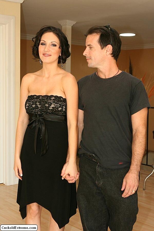 Dark Haired Wife Mindy Sucks The Neighbor And Get Boned While Hubby Watches, Mindy Main Cuckold, Groupsex, Hardcore, Milf, Wife