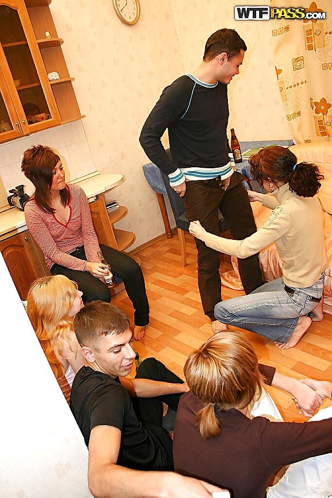 Lustful teenage doxies have some dirty fun at the groupsex party