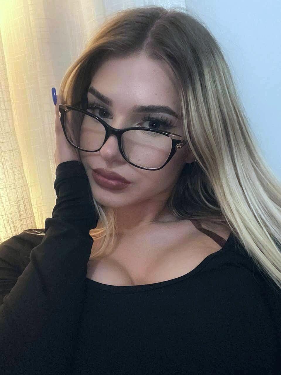 Your Blondie Wiki Your Blondie Wiki Amateur, Cute, Model, Tattoo, Teen