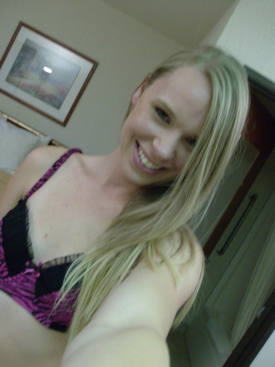 Sweet Blonde Amateur Babe Ashley Ross Flaunts Her Small Tits Up Close Amateur, Babe, Selfie, Skinny, Teen