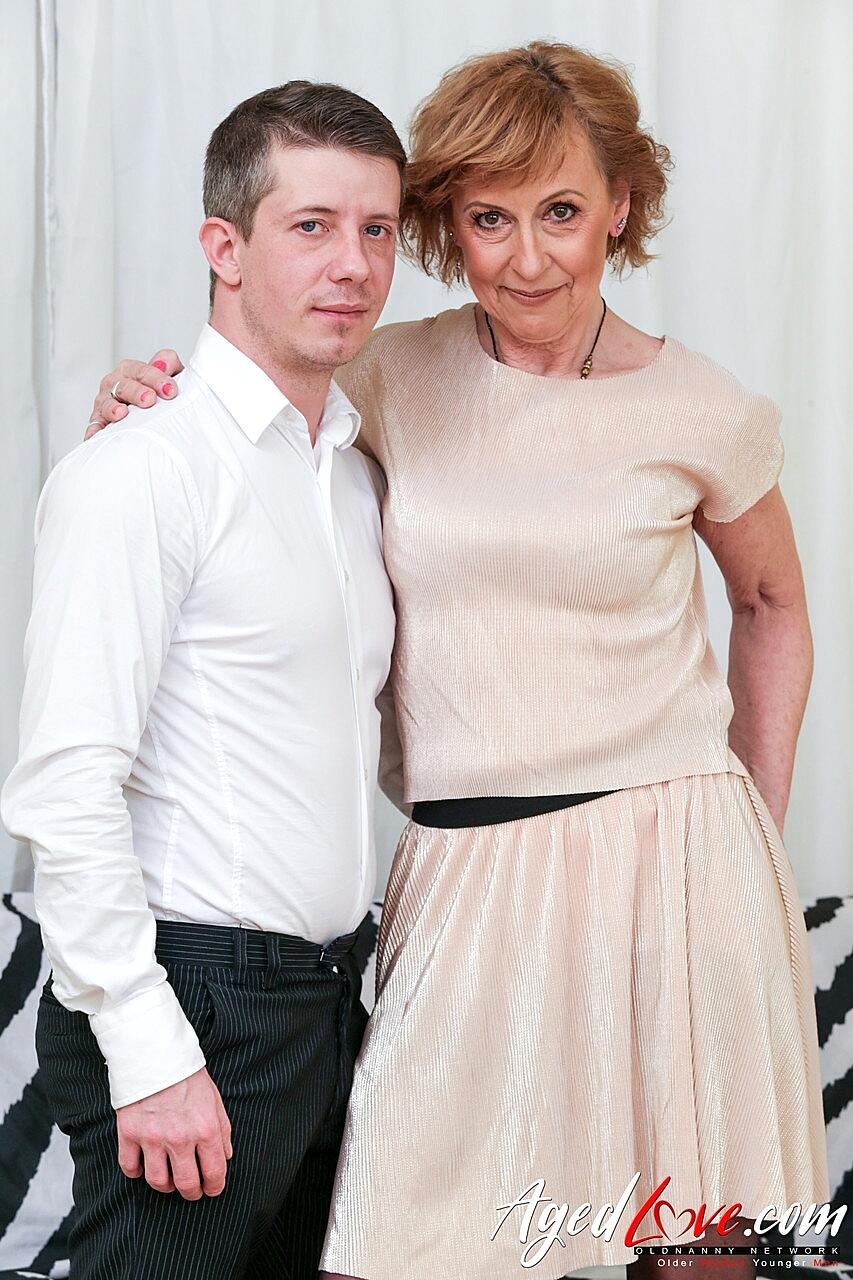 Elegant Granny Gets Her Mature Pussy Pumped By Her Younger Lover's Dick, Lotty Blue Blonde, Blowjob, Granny, Lesbian, Mature