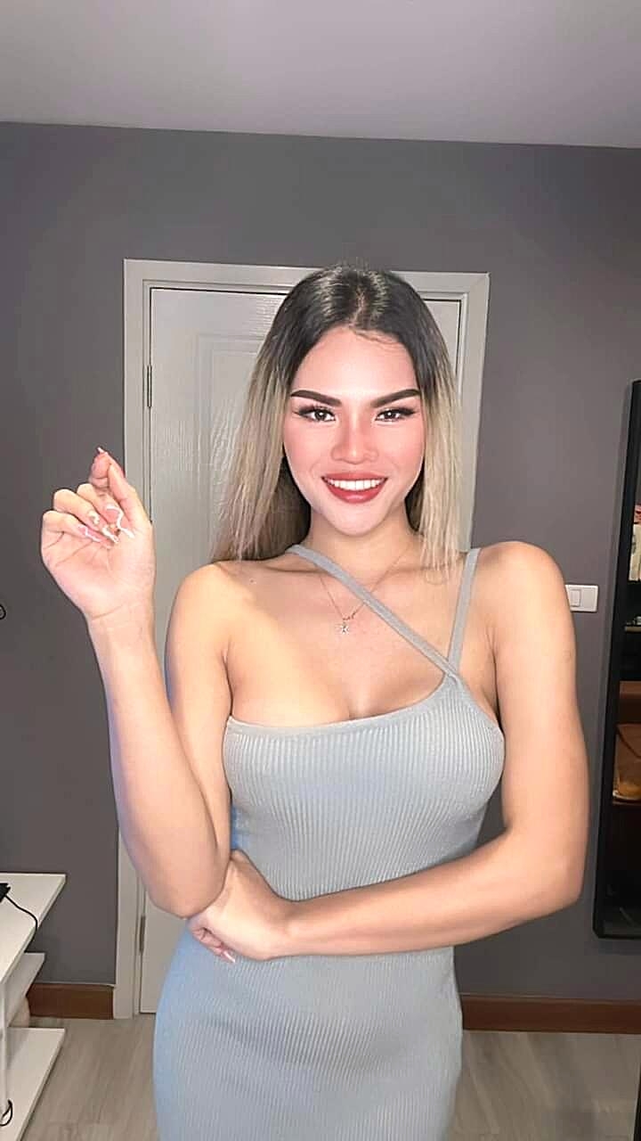 Petite Trans Beauty Petite Trans Beauty
