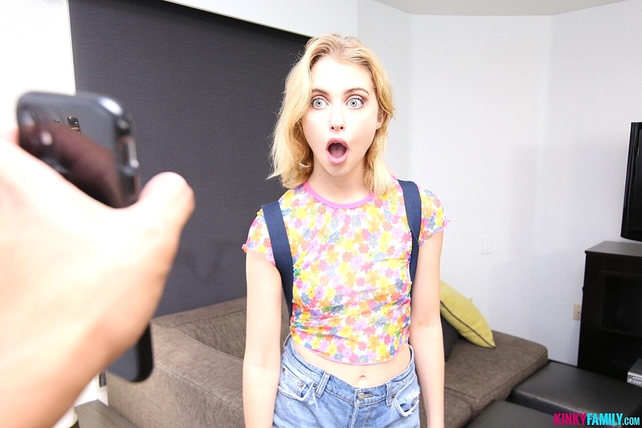 Teen Chloe Cherry Tastes Her Stepbro's Cum After Sucking & Fucking His Bbc Caught, Mom, Reality, Step-Sister