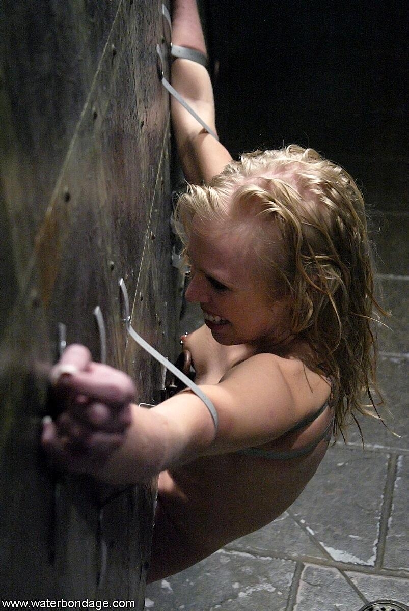 Water Bondage starring Sarah Jane Ceylon Sex Pics