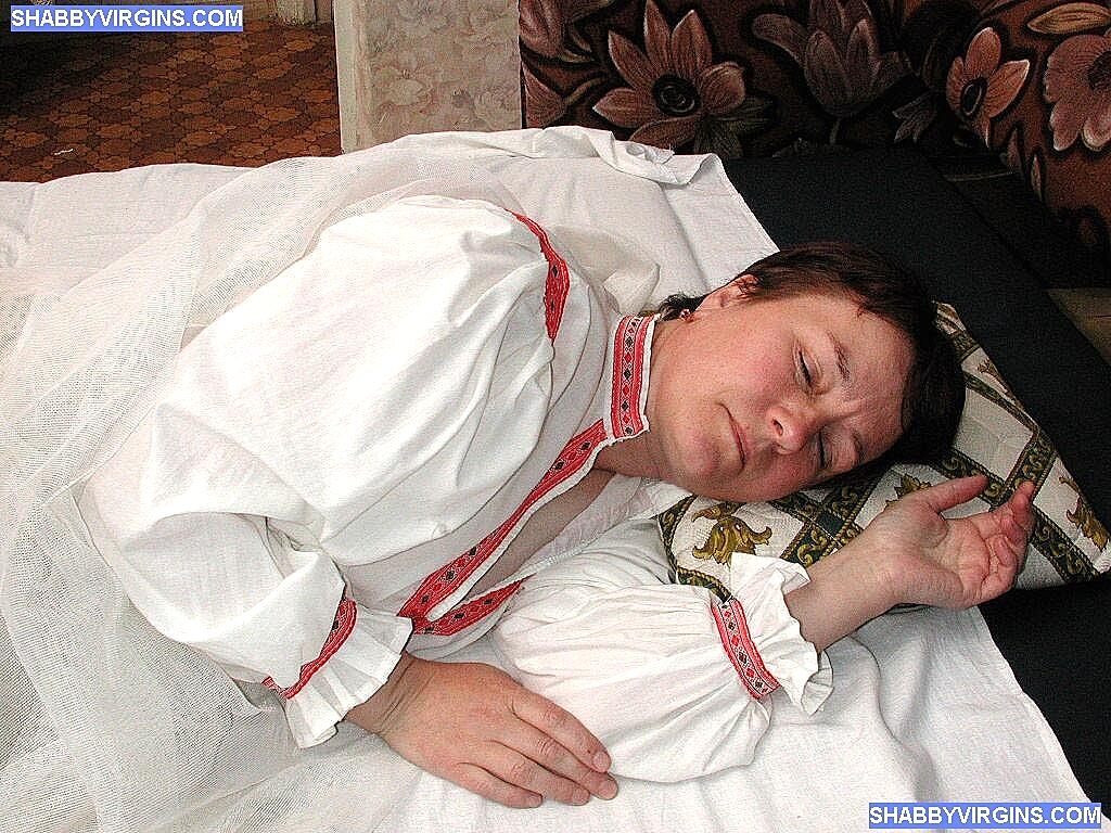 Short haired cougar takes a facial cumshot after having intercourse with a boy