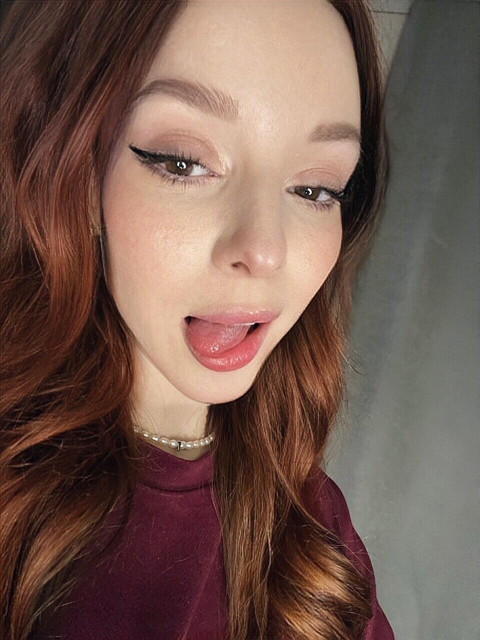 Sofia Foxy Vip Performed By Sofia Foxy Vip Hot Pictures Amateur, Pantyhose, Redhead, Sexy, Teen