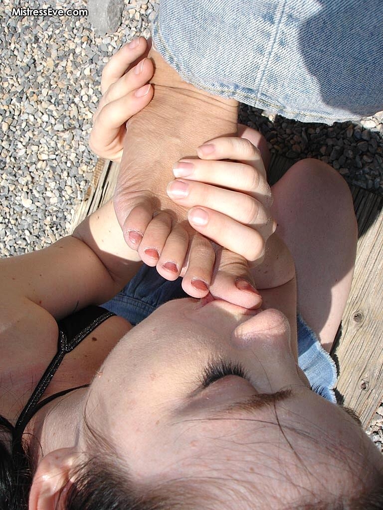 Dark Haired Lesbian Has Her Submissive Lover Worship Her Feet In The Outdoors, Sybil Hawthorne Feet, Glasses, Jeans, Milf, Public