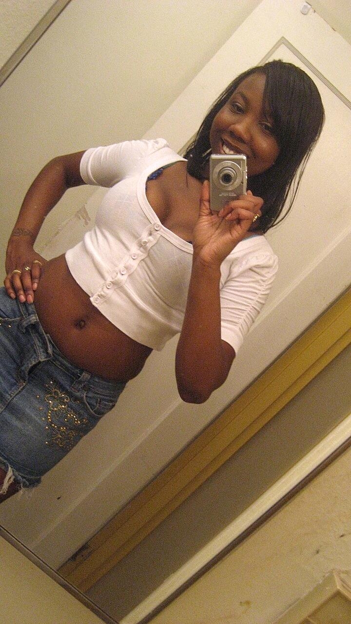 Ebony Babe Elisha Turner Takes Some Nudes Showing Her Juicy Tits & Her Big Ass Amateur, Amateur-Swingers, Swingers