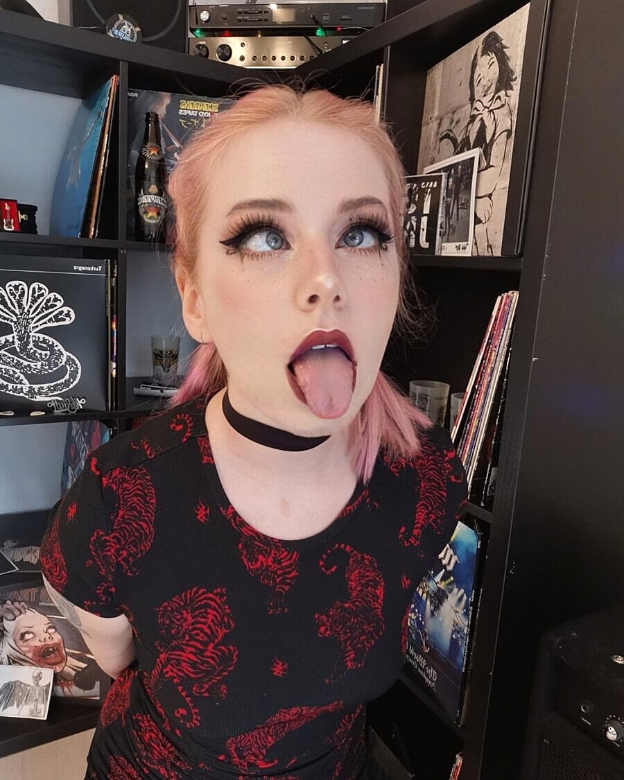 Sexy Amateur Babe Kirajameson Posing In Her Kinky Solo Compilation Amateur, Face, Redhead, Selfie, Sexy