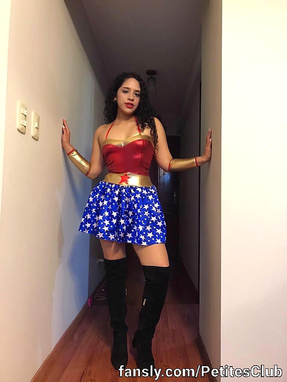 Fansly Petitesclub Featuring Dayana Porn Pictures Amateur, Amateur-Homemade, Homemade, Latina, Petite