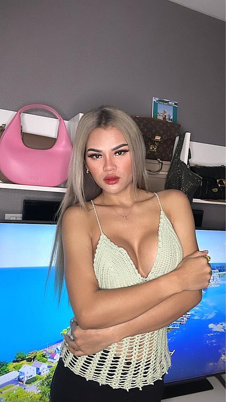 Hot Shemale Petite Trans Beauty Teases With Her Big Tits In A Sexy Compilation Ladyboy, Sexy-Shemale, Shemale, Teen-Shemale